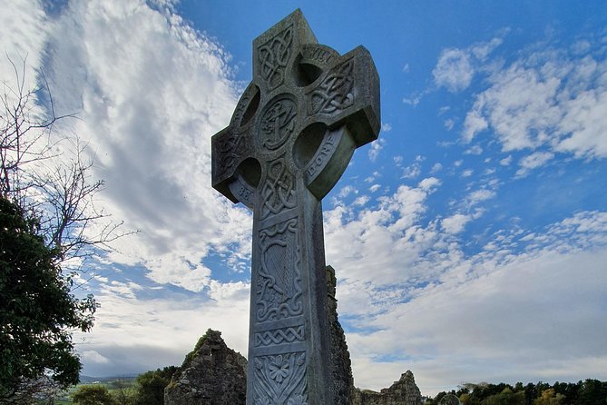 Giants Causeway, Carrick-a-Rede Ropebridge and Belfast Titanic - 5 Star Tour - Exploring Belfast Titanic