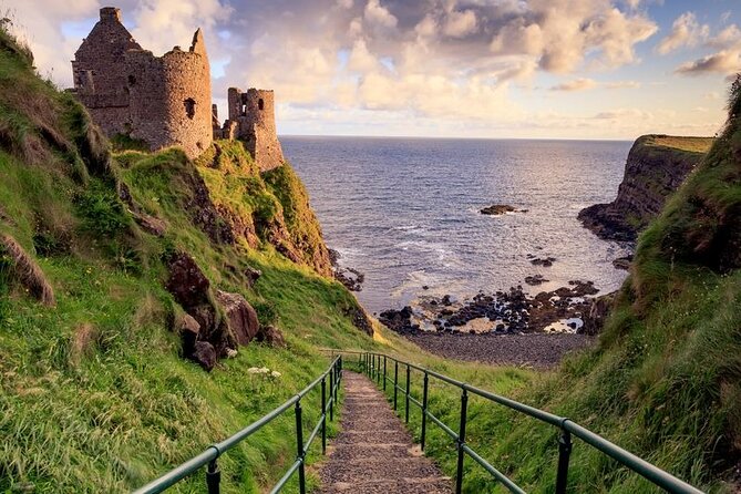 Giants Causeway Experience Day From Belfast in Luxury Mercedes - Pickup and Drop-off Options