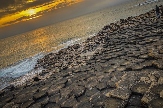 Giants Causeway & Game of Thrones Tour From Belfast - Recommended Attire and Footwear