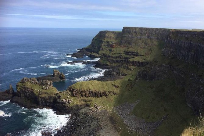 Giants Causeway Tour With Cliff Path Hike - Private Tour - Carrick-A-Rede Rope Bridge