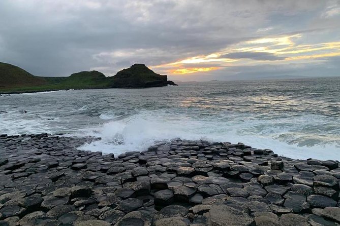 Giants Causeway Tour With Cliff Path Hike - Private Tour - Tour Reviews and Ratings