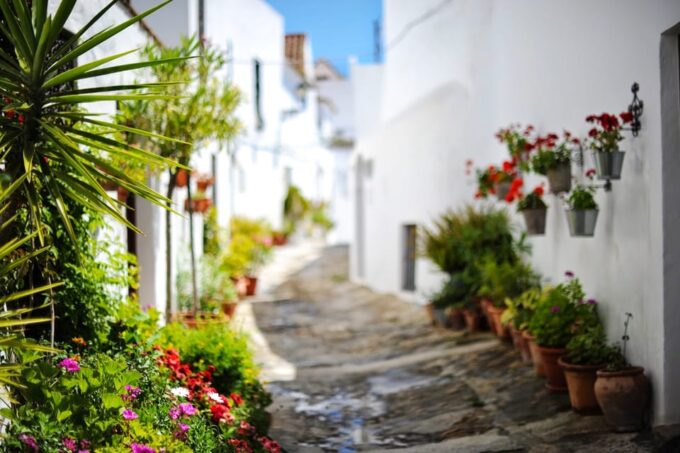 Gibraltar and Vejer: Private Day Trip From Seville - Booking and Cancellation Policy