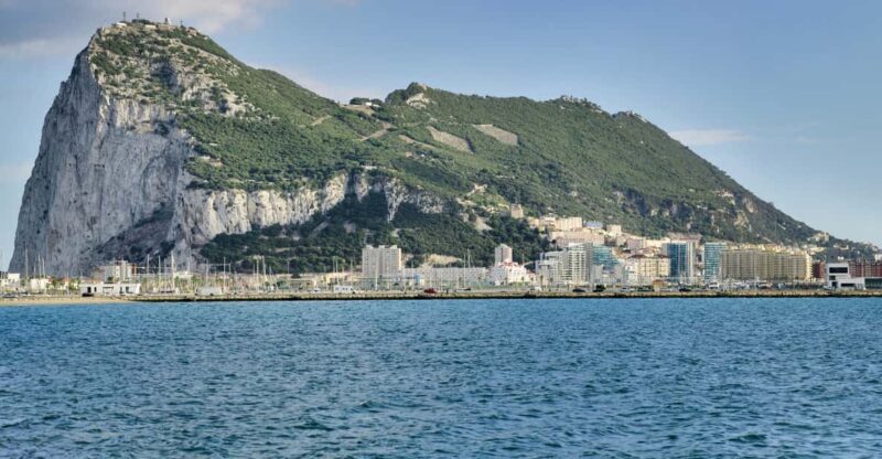 Gibraltar Shopping - Main Street Exploration