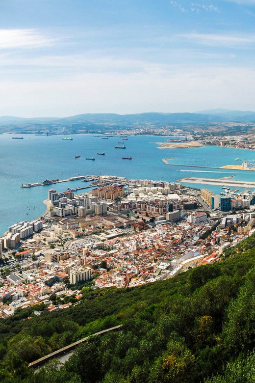 Gibraltar Shopping - Free Time Activities
