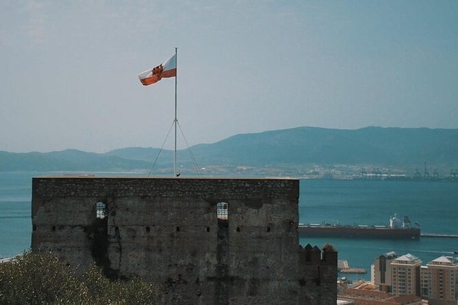 Gibraltar Small Group Tour From Malaga - Culture Shock and Fortifications