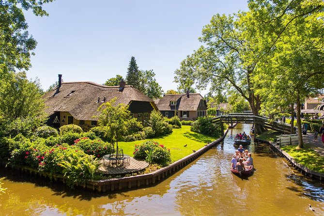 Giethoorn and Afsluitdijk Day Trip From Amsterdam With Boat Trip - Transportation and Meeting