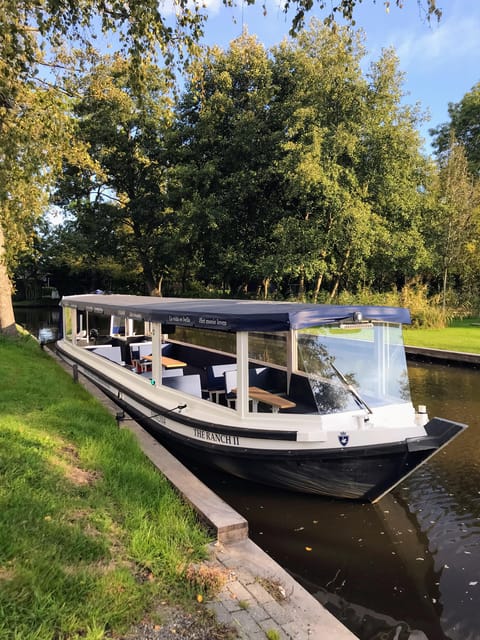 Giethoorn : Big Party Boat With Captain - Booking and Cancellation
