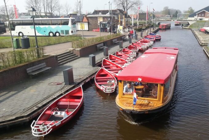 Giethoorn: Canals & Weerribben-Wieden Lake Guided Boat Tour - Frequently Asked Questions