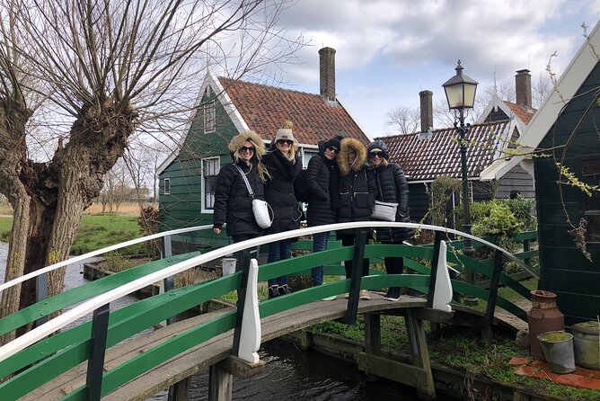 Giethoorn, Private Boat Tour & Zaanse Schans Windmills - Memorable Experiences