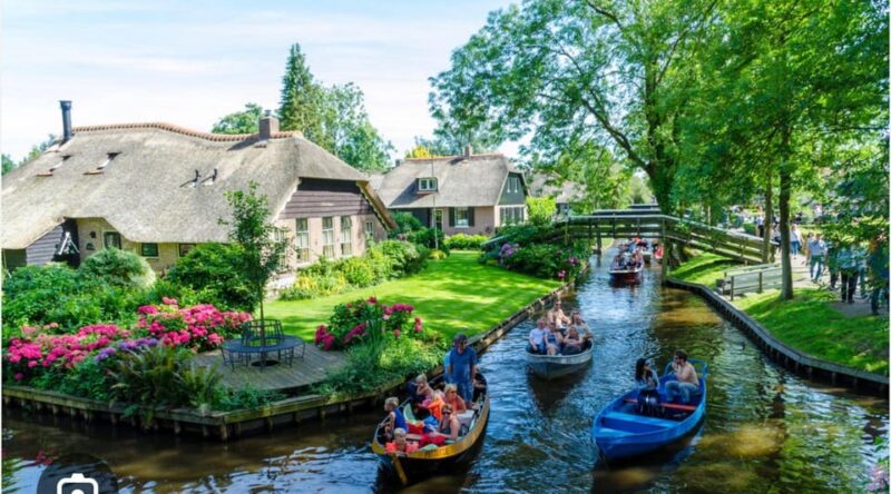 Giethoorn: Private Tour 6 HOURS - Transportation