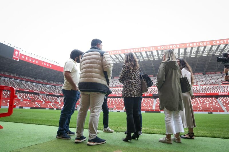 Gijón: The Molinón Stadium Guided Tour - VIP Areas and Changing Rooms