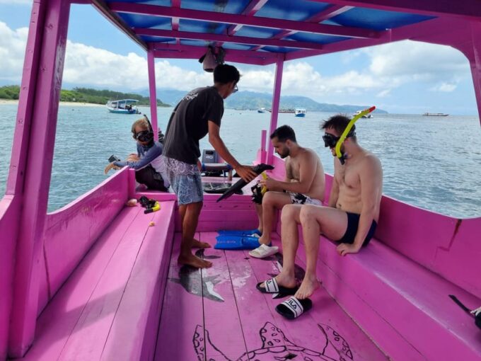 Gili Island Snorkeling: Gili Trawangan, Meno And Air - Discovering Gili Meno