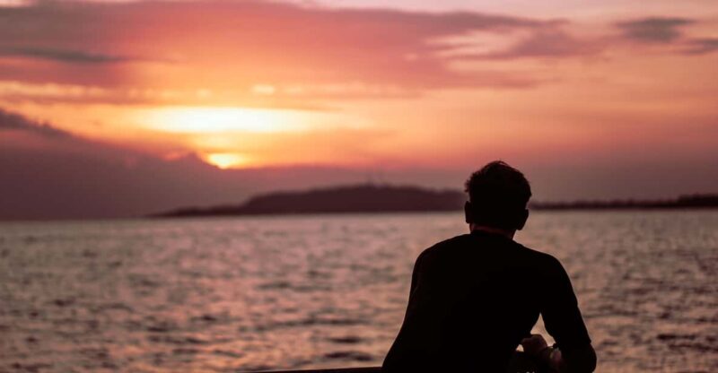 Gili Islands: 3 Island BBQ Sunset Cruise With Snorkeling - Included Amenities