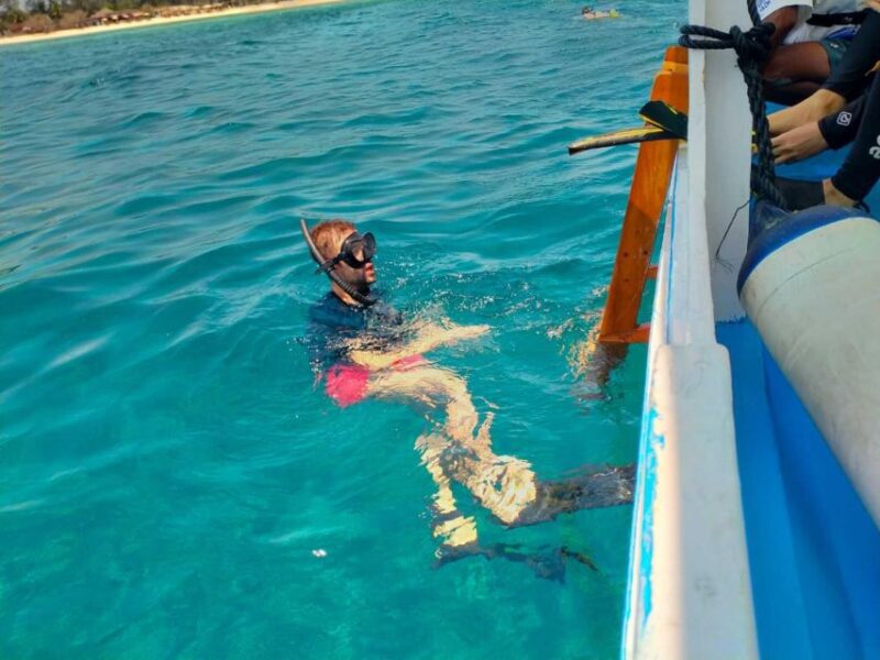 Gili Islands: 3 Island One-Day Trip With Snorkeling - Lunch and Local Flavors