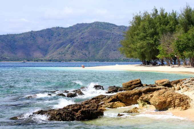 Gili Nanggu, Sudak & Kedis Islands Full-Day Snorkeling Tour - Exploring Gili Sudak and Gili Kedis