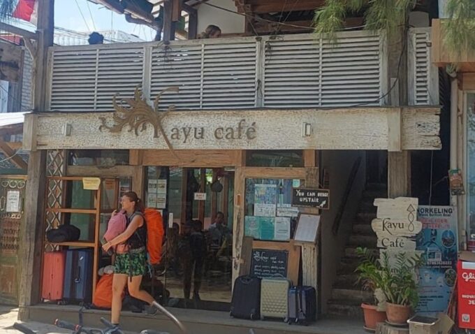 Gili T Island: Gili Snorkeling Day Trip Swim With Turtles - Frequently Asked Questions