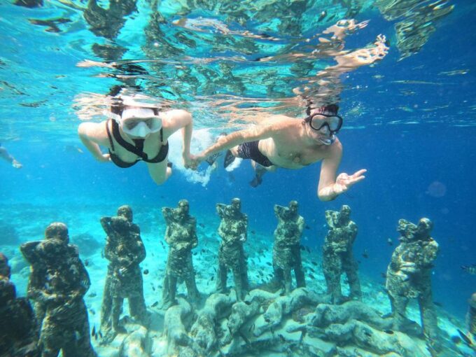 Gili Trawangan: Gili Islands Sunset Boat Tour and Snorkeling - Gear and Safety Provisions