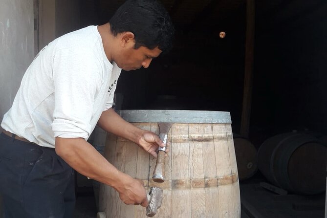 Gin and Rum Distillery Tour - Optional Lunch and Picnics