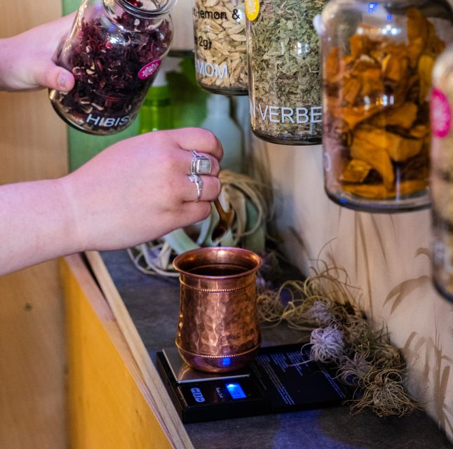 Gin School, Distill You Own Gin, Cocktails, Tastings, Food - Key Points