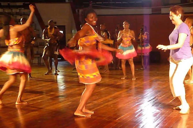 Giraffe Centre, Elephant Orphanage, and Bomas of Kenya Day Tour From Nairobi - Inclusions and Exclusions
