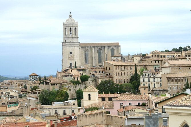 Girona City Tour Self-Guided Audio Tour on Your Phone (No Ticket) - Explore Gironas Historic Sites