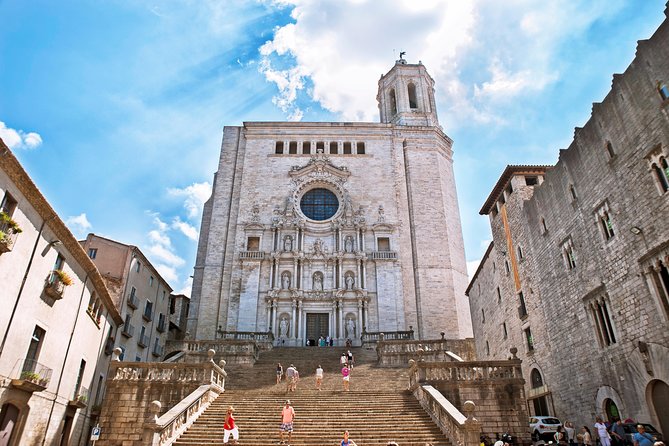 Girona & Costa Brava Small-Group Tour With Pickup From Barcelona - Highlights of Girona