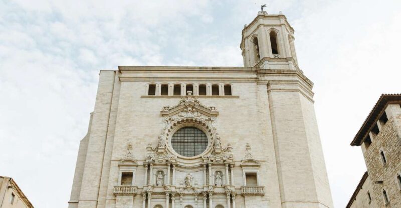 Girona: Essential Audio Tour at Your Own Pace - Highlights and Unique Features
