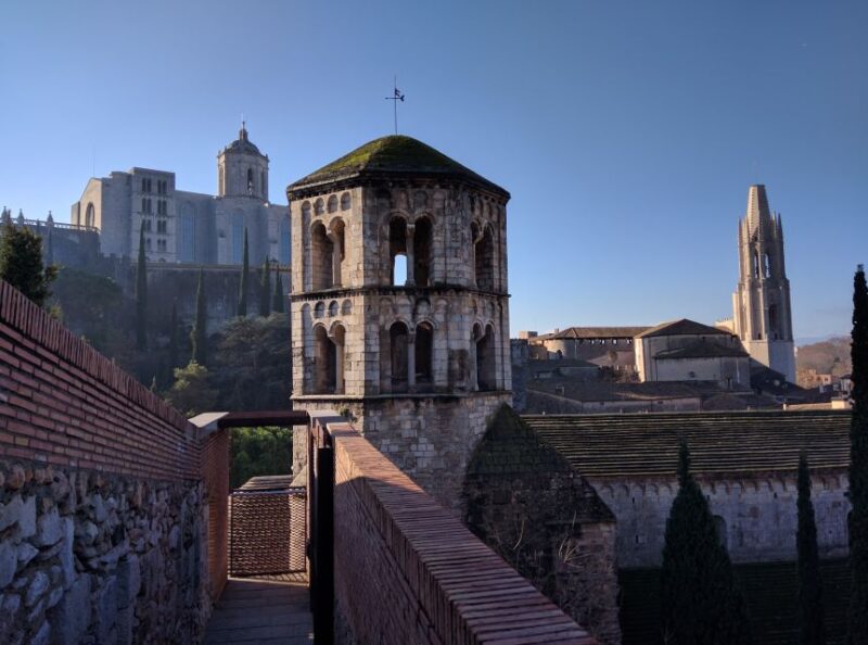Girona: Guided Walking Tour With Attraction Entry Tickets - Tour Booking and Inquiries