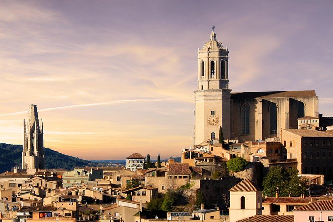 Girona History, Legends, and Food Walking Tour With Food Tasting - Discovering Gironas Architecture