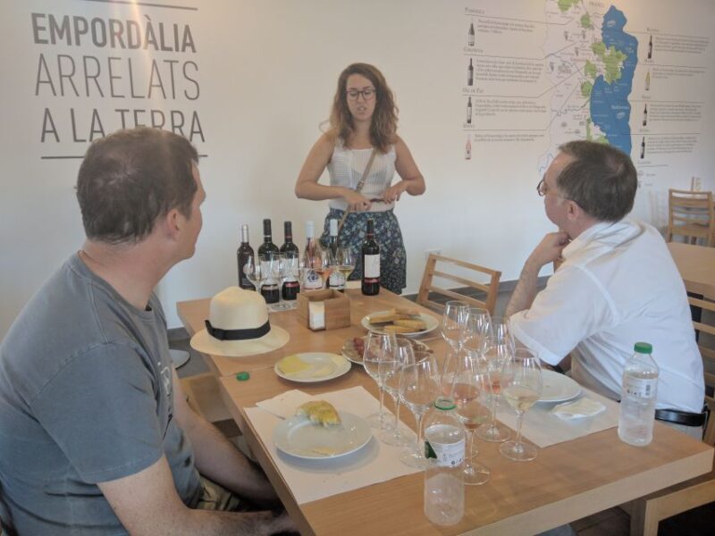 Girona: Local Wineries Tour With Breakfast and Wine Tasting - Key Points