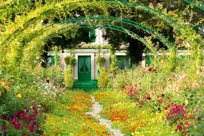 Giverny - Claude Monets House & Gardens - Private Trip - Inclusions and Exclusions