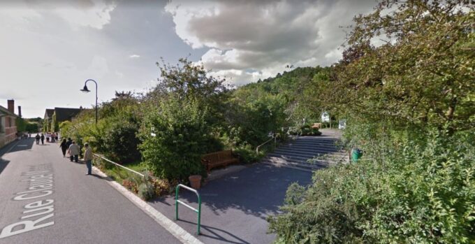 Giverny: Monets House & Gardens Private Guided Walking Tour - Frequently Asked Questions