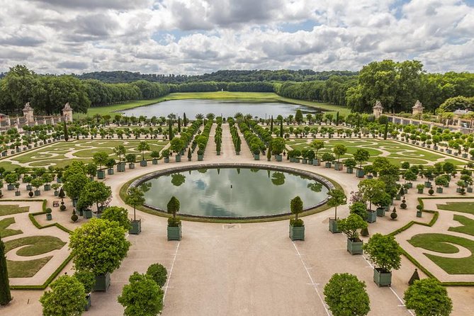Giverny Monets House & Versailles Palace Private Day Trip From Paris - Skip-the-Line Access