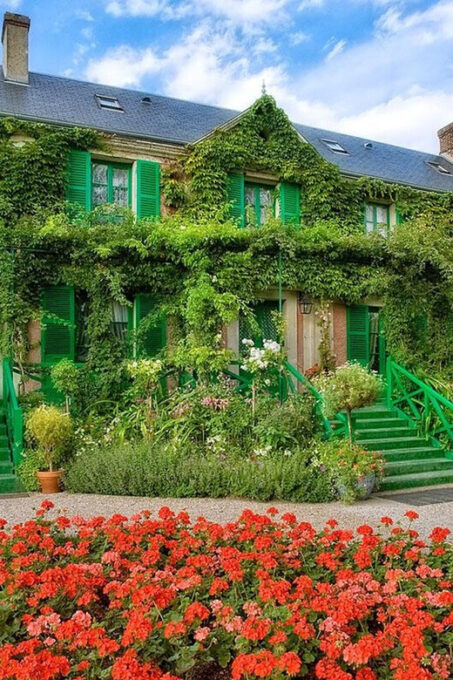 Giverny Private Tour: Claude Monets House, Gardens & Rouen - Meal Options