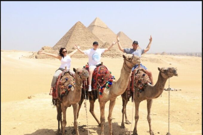 Giza/Cairo: Private Half-Day Great Pyramids and Sphinx Tour - Tour Availability