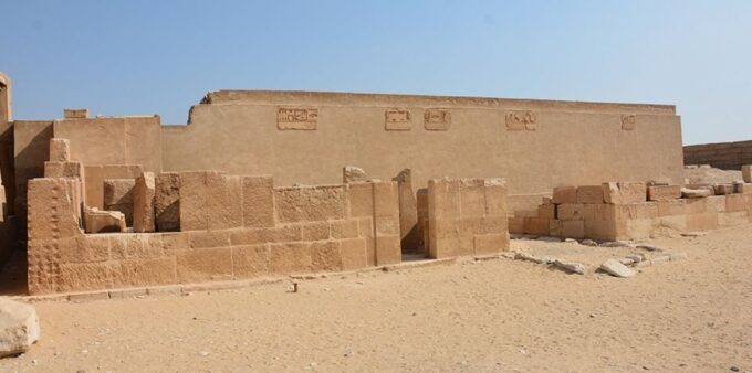 Giza/Cairo: Sakkara, Memphis and Dahshur Guided Tour - Exclusions