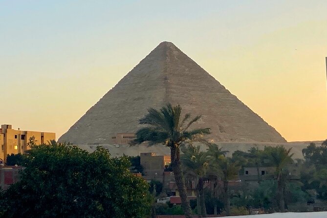 Giza Great Pyramids & Sphinx Valley Temple Tour - Exploring the Pyramids