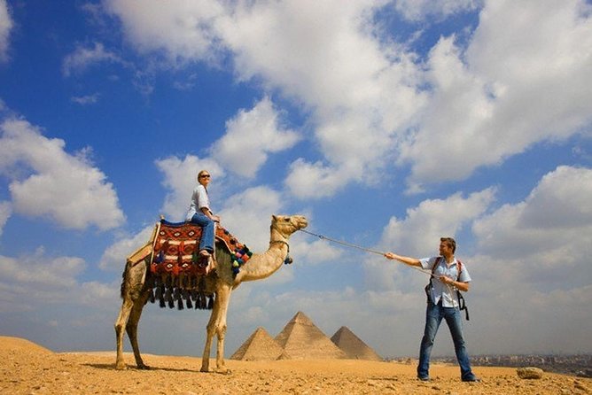 Giza Pyramids and The Sphinx Walking Tour - Professional Photographer Guide