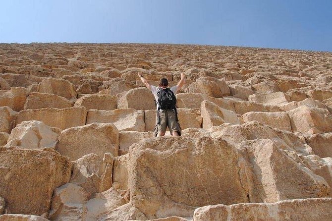 Giza Pyramids and The Sphinx Walking Tour - Private Tour Experience