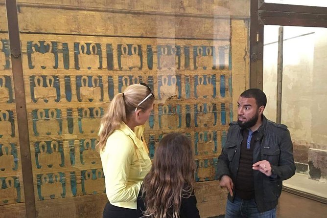 Giza Pyramids & Egyptian Museum Day Tour - Egyptian Museum Highlights