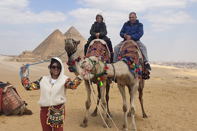 Giza Pyramids/Saqqara Pyramids/Memphis - Visiting the Giza Pyramids