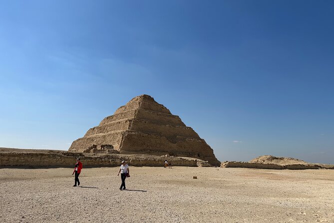 Giza Pyramids, Sphinx, Sakkara, Memphis Full Day Tour - Key Attractions