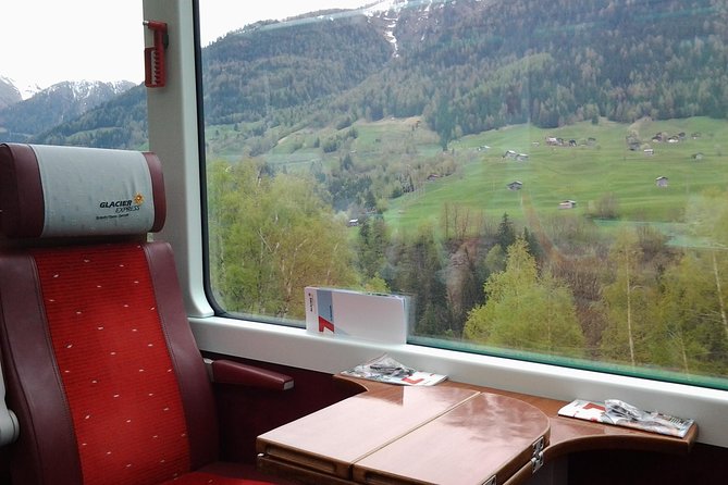 Glacier Express Panoramic Train Round Trip From Zürich With Private Guide - Meeting Point and Accessibility