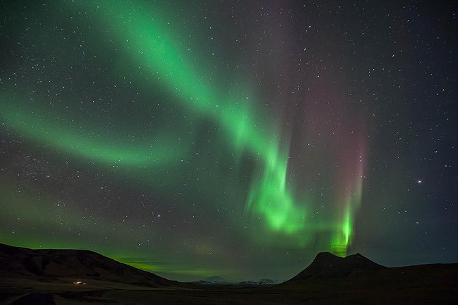 Glaciers and Aurora: Around Iceland in Winter - Enchanting Glacier Lagoon and Beyond