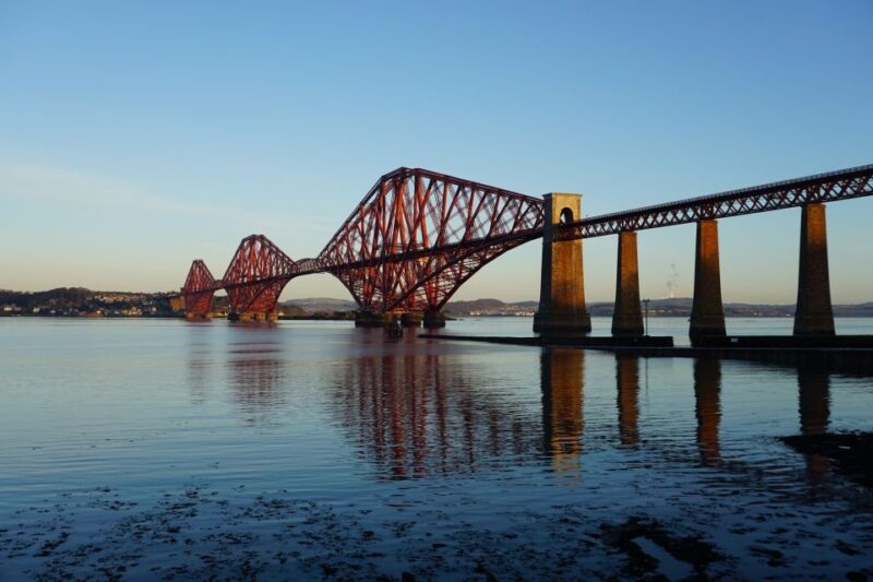 Glasgow: 2-Day Eilean Donan, Loch Ness & Glenfinnan Tour - Meeting Point and Important Information