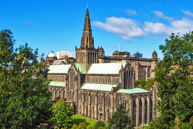 Glasgow Airport Transfer: Glasgow Airport GLA to Glasgow City in Luxury Van - Booking and Cancellation