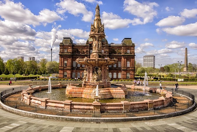 Glasgow Airport Transfer: Glasgow City to Glasgow Airport GLA in Luxury Van - Customized Group Transport