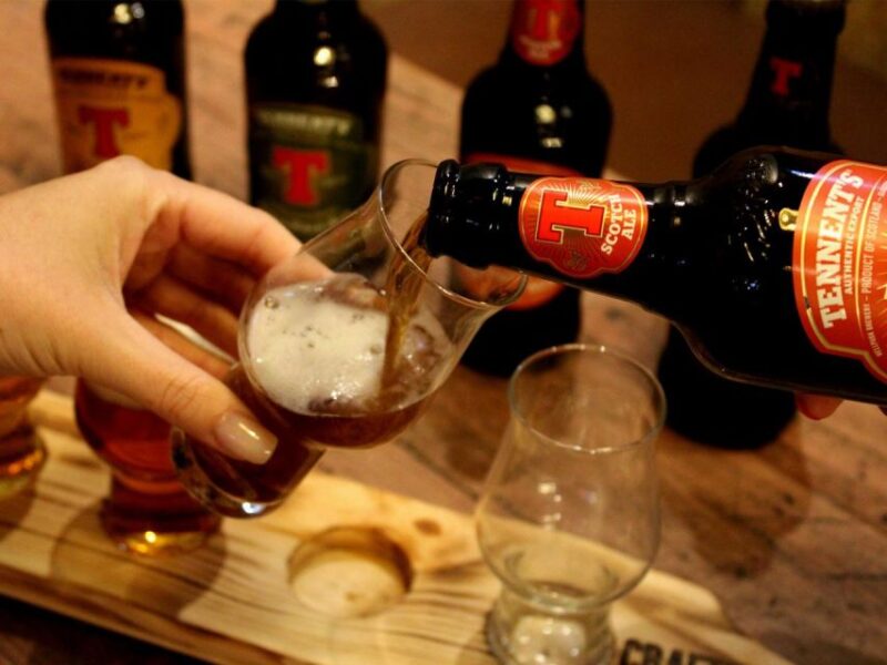 Glasgow: Beer Flight With a Haggis Taster in a Glasgow Pub - Culinary Offerings
