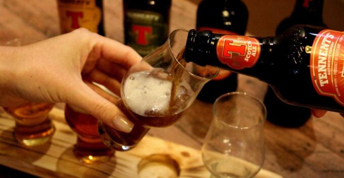 Glasgow: Beer Flight With a Haggis Taster in a Glasgow Pub - Exploring Scottish Culinary Heritage