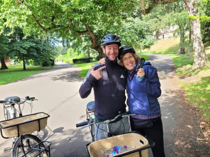 Glasgow: City Highlights Guided Bike Tour With Snacks - Frequently Asked Questions